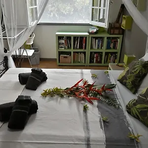  Couette-café Et Table D’hôte Au Diamant Martinique